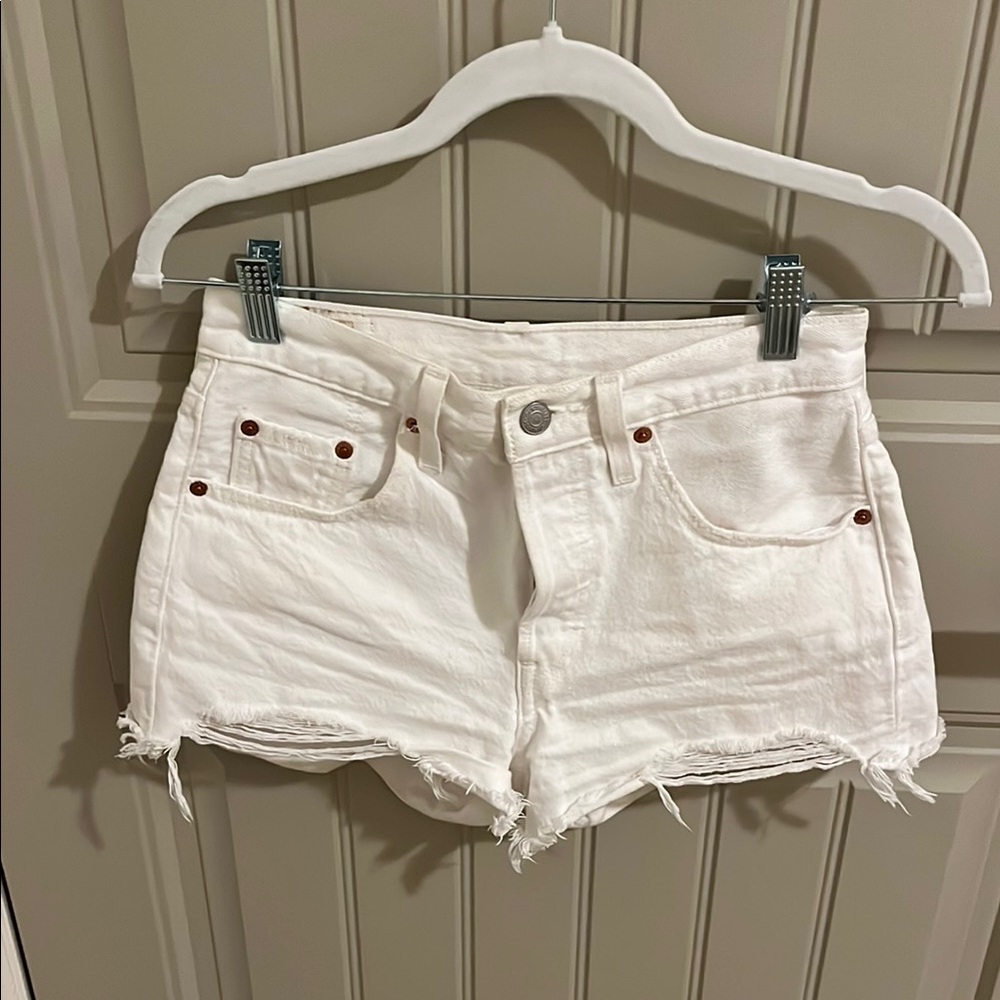 levi's 501 white jean shorts size 24